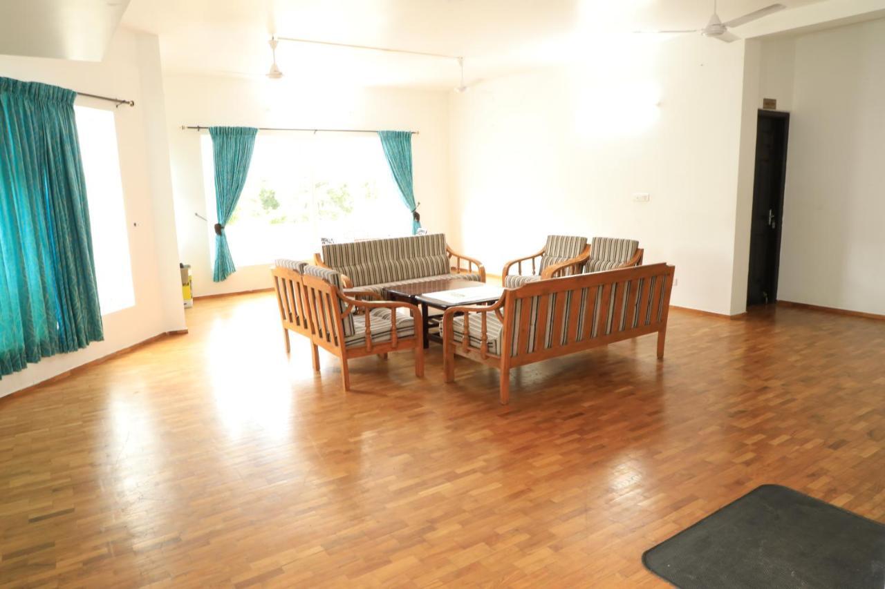 Bison View Resort Ooty Bagian luar foto